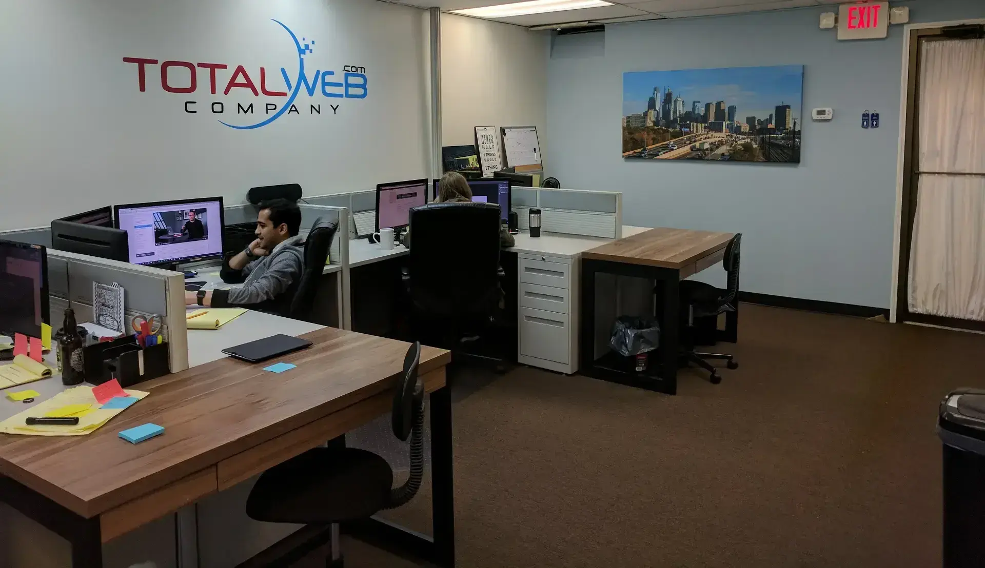office-1f